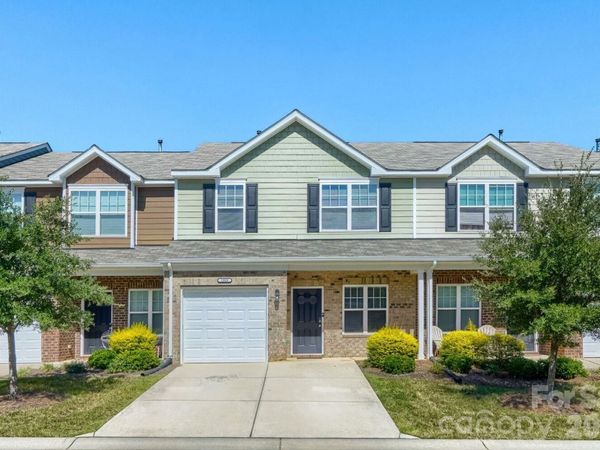 5008 Spring Arbor Lane , Charlotte, NC 28213