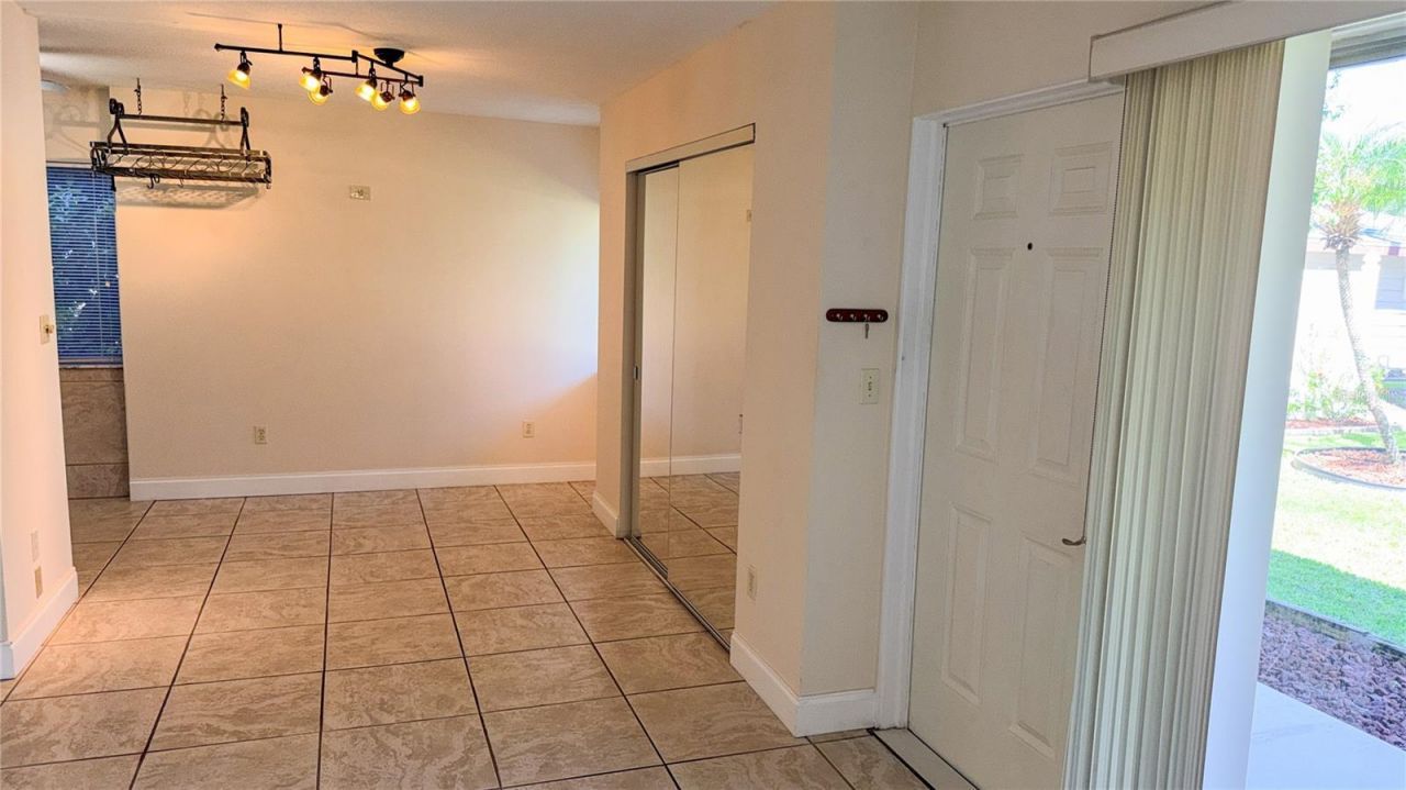 2920 Clark Road, Unit 204, Sarasota, FL 34231 Photo