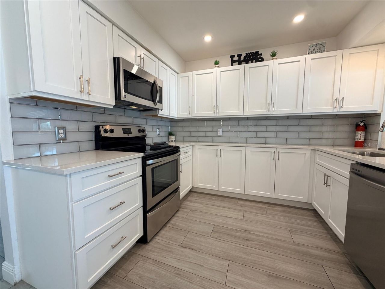 215 60th Street Nw, Bradenton, FL 34209 Photo
