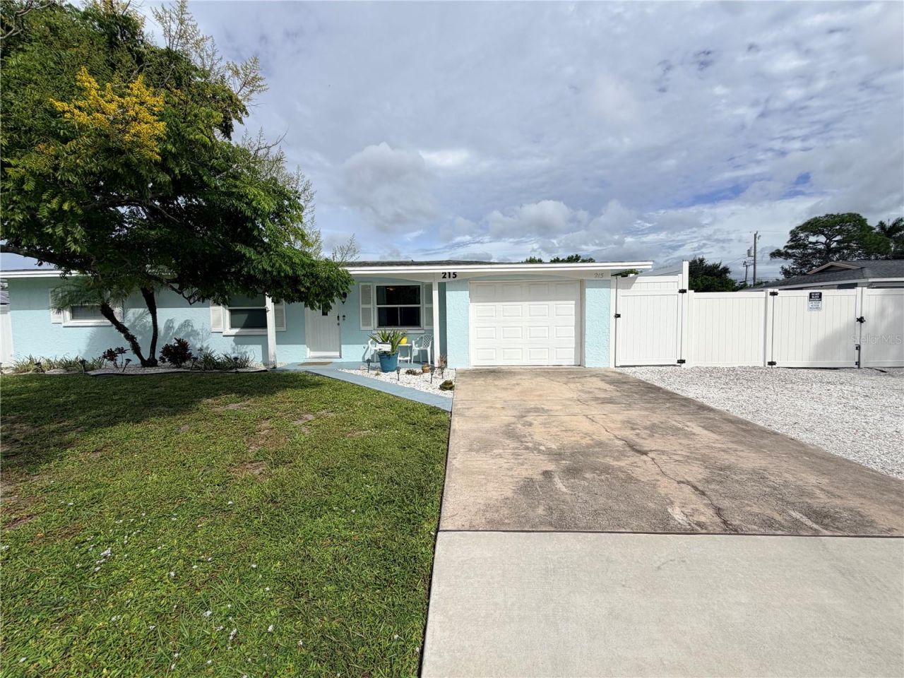 215 60th Street Nw, Bradenton, FL 34209 Photo