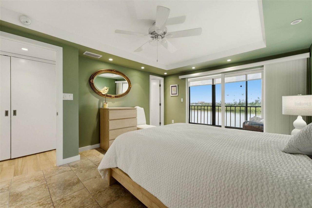 9397 Midnight Pass Road , Unit 506, Sarasota, FL 34242 Photo