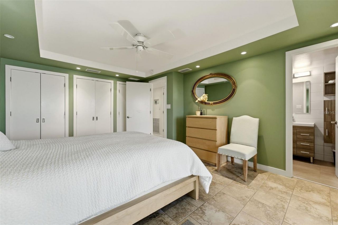 9397 Midnight Pass Road , Unit 506, Sarasota, FL 34242 Photo