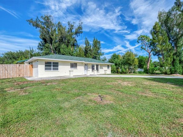 2000 ALLEN STREET , ENGLEWOOD, FL 34223