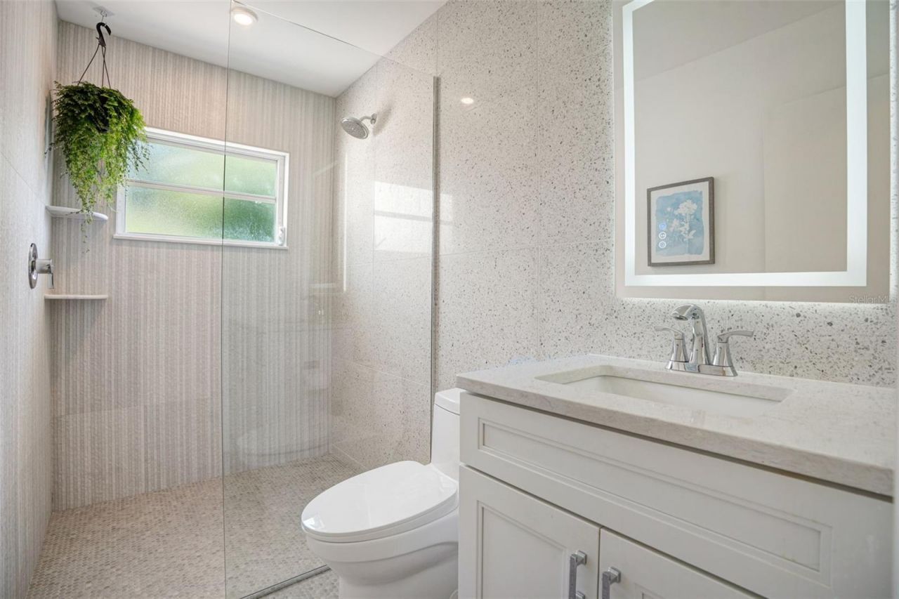 2482 Wisteria Street, Sarasota, FL 34239 Photo