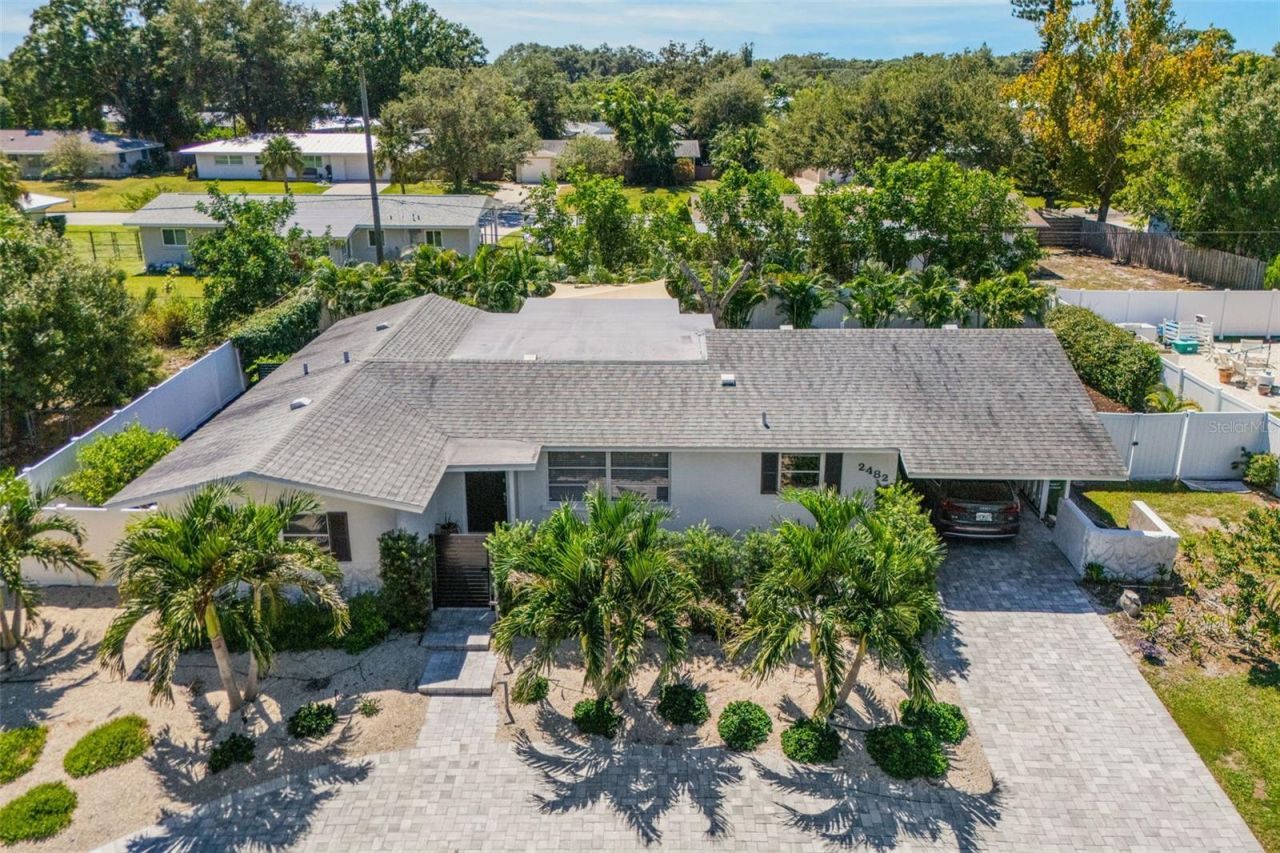 2482 Wisteria Street, Sarasota, FL 34239 Photo