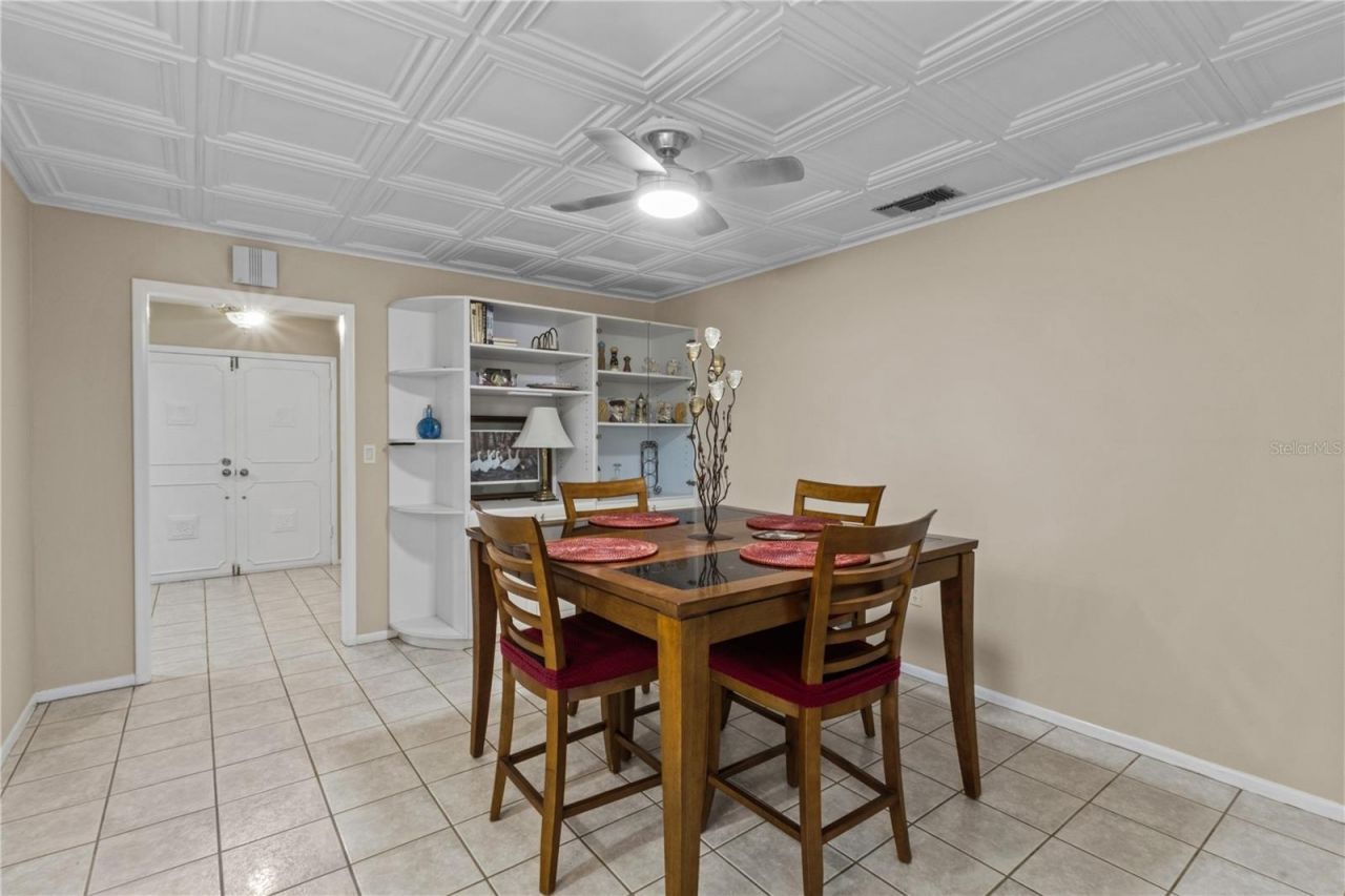 3614 Pembrook Drive, Sarasota, FL 34239 Photo