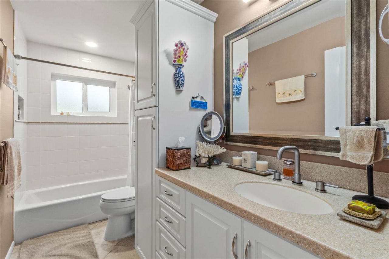 3614 Pembrook Drive, Sarasota, FL 34239 Photo
