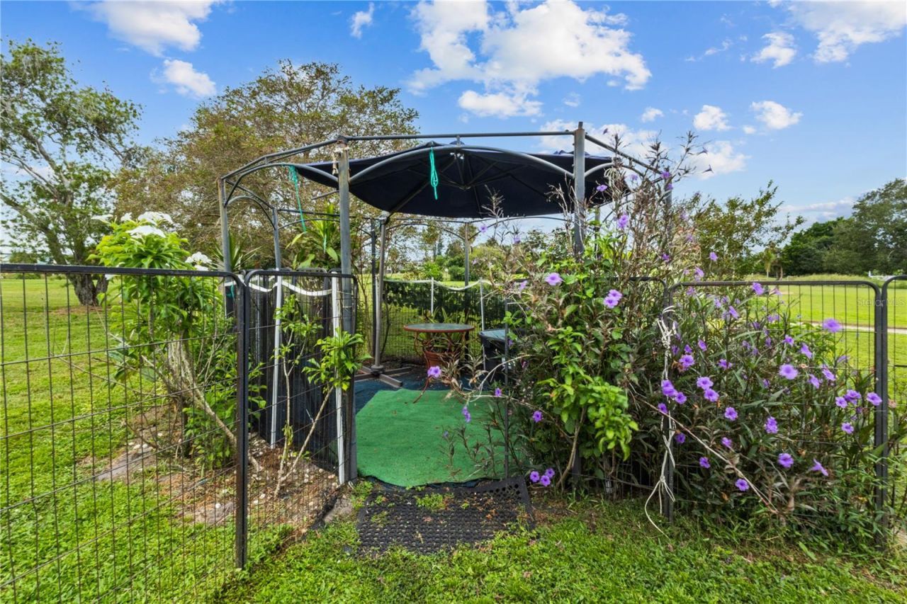 3614 Pembrook Drive, Sarasota, FL 34239 Photo