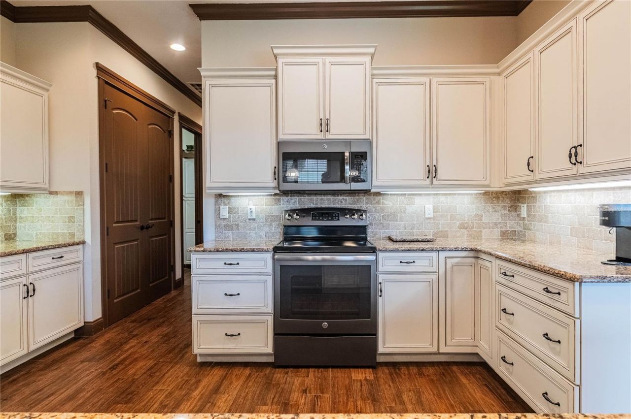 3910 Knights Station Road , Lakeland, FL 33810 Photo