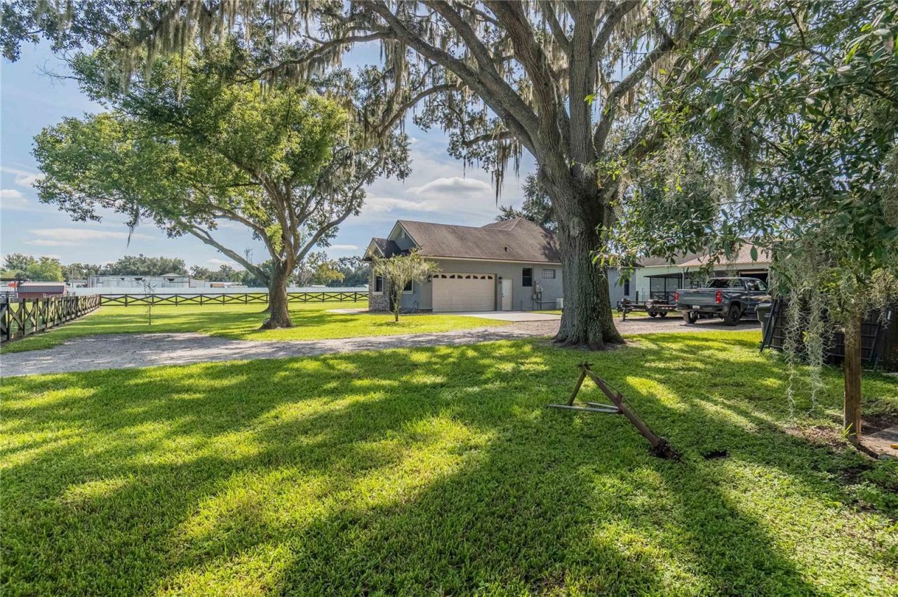 3910 Knights Station Road , Lakeland, FL 33810 Photo