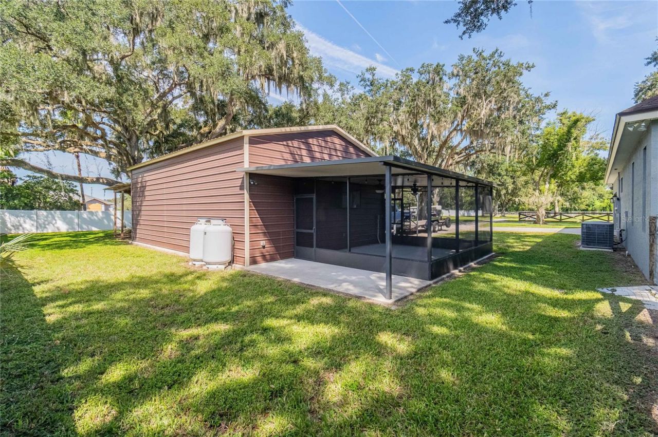 3910 Knights Station Road , Lakeland, FL 33810 Photo