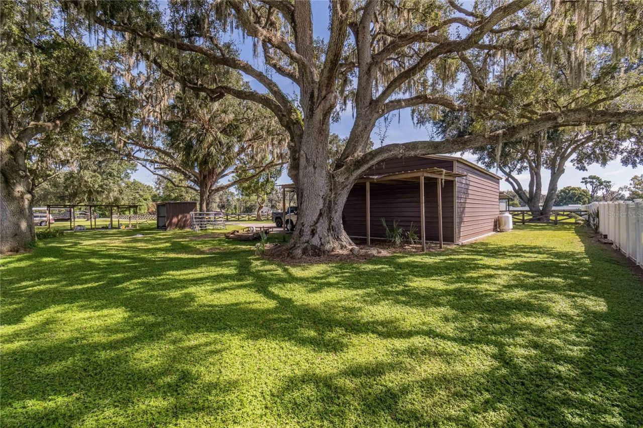 3910 Knights Station Road , Lakeland, FL 33810 Photo