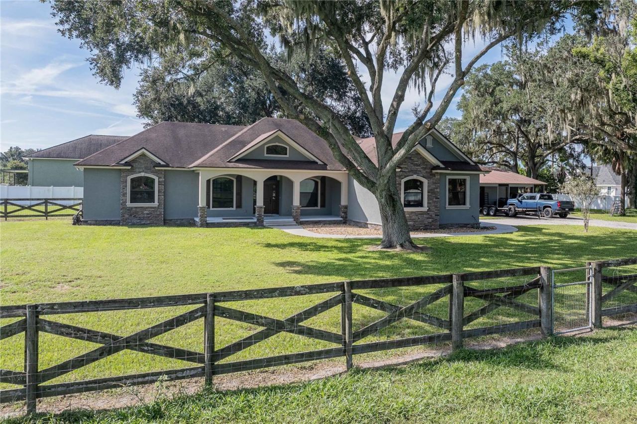 3910 Knights Station Road , Lakeland, FL 33810 Photo