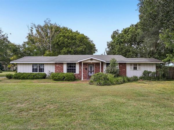 206 SE 28TH AVENUE , OCALA, FL 34471