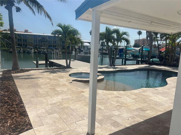 11110 1ST STREET E, TREASURE ISLAND, FL 33706