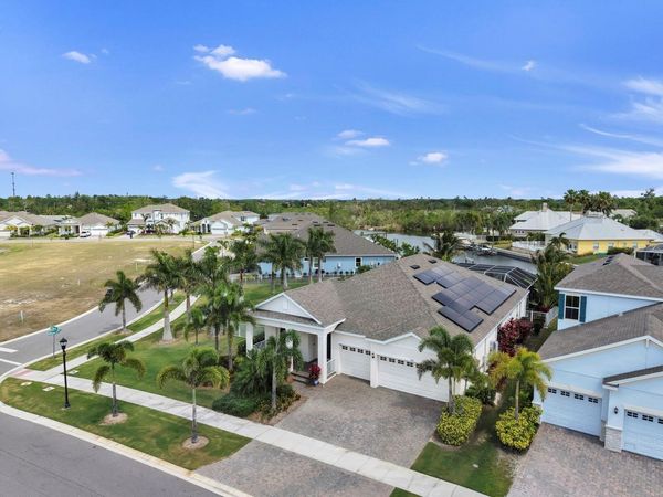954 SIGNET DRIVE , APOLLO BEACH, FL 33572