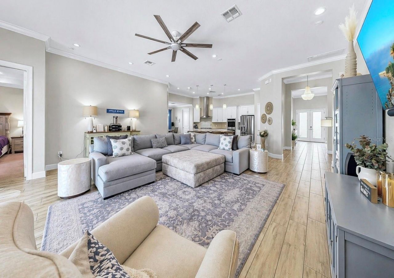 954 Signet Drive, Apollo Beach, FL 33572 Photo