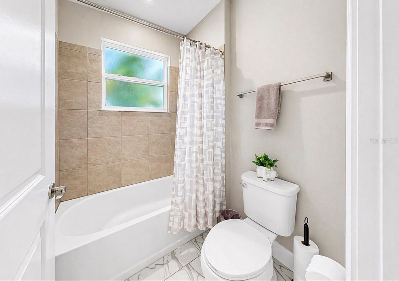 954 Signet Drive, Apollo Beach, FL 33572 Photo