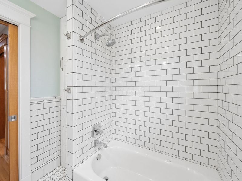 393 E Jenkins Avenue, Columbus, OH 43207 Photo 40