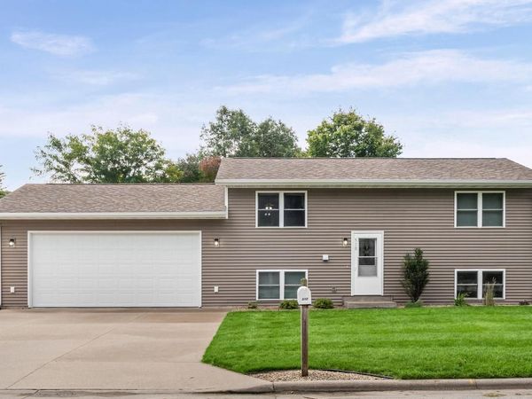 510 Evergreen DRIVE, Holmen, WI 54636