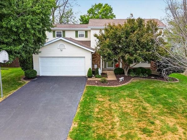 5 Cloverhill Court, St Charles, MO 63376