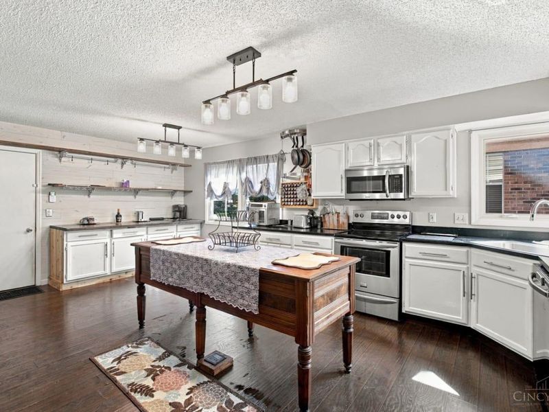8117 Tollbridge Court, West Chester, OH 45069 Photo 14