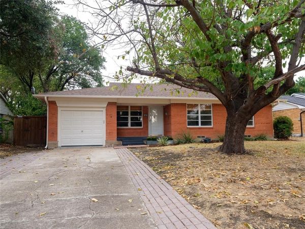 427 Rorary Drive, Richardson, TX 75081