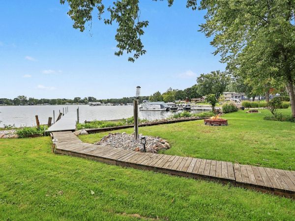 413 Sunnyshore Drive, Coldwater, MI 49036