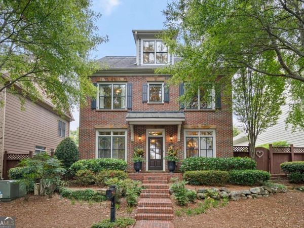 530 Willow Oak Way, Roswell, GA 30076