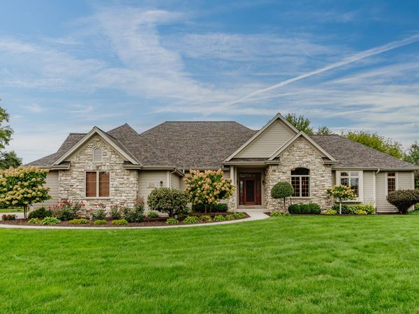 W383N8625 Blue River Pass, Lac La Belle, WI 53066