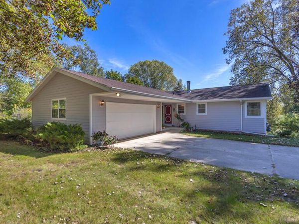 W6313 Burkshire Ln, Plymouth, WI 53073