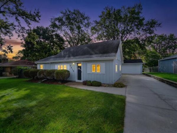 5419 16th St, Mount Pleasant, WI 53406