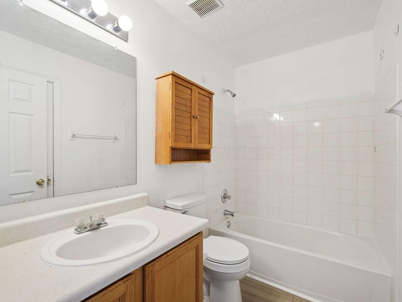 9172 Ruston Lane, Reynoldsburg, OH 43068 Photo 16