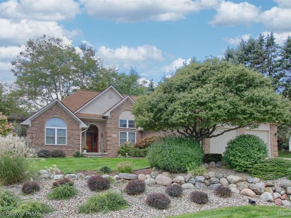 4717 Scots Way , Webster Township, Mi 48130