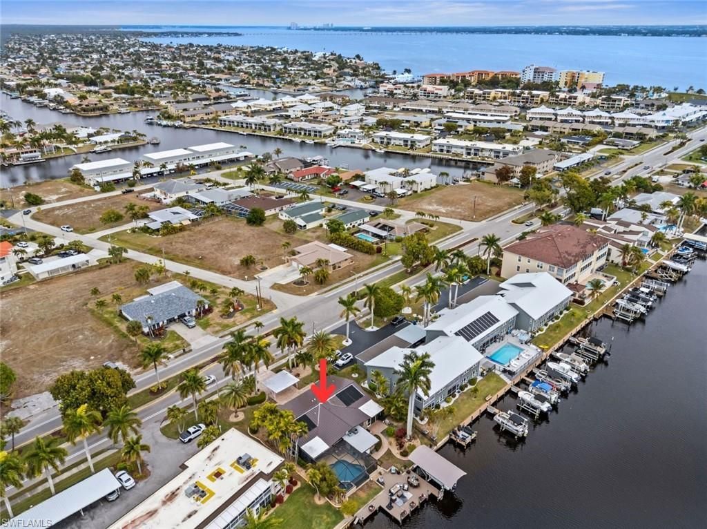1754 Beach Pkwy, Cape Coral, FL 33904 Photo