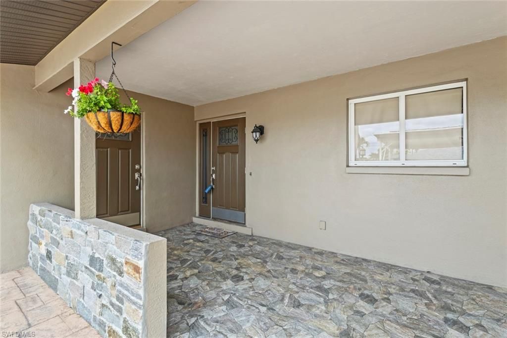 1754 Beach Pkwy, Cape Coral, FL 33904 Photo