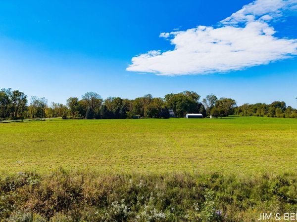 1512 88th Avenue, Zeeland, MI 49464