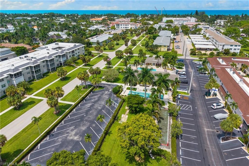 506 Broad Ave S, Unit 506, Naples, FL 34102 Photo