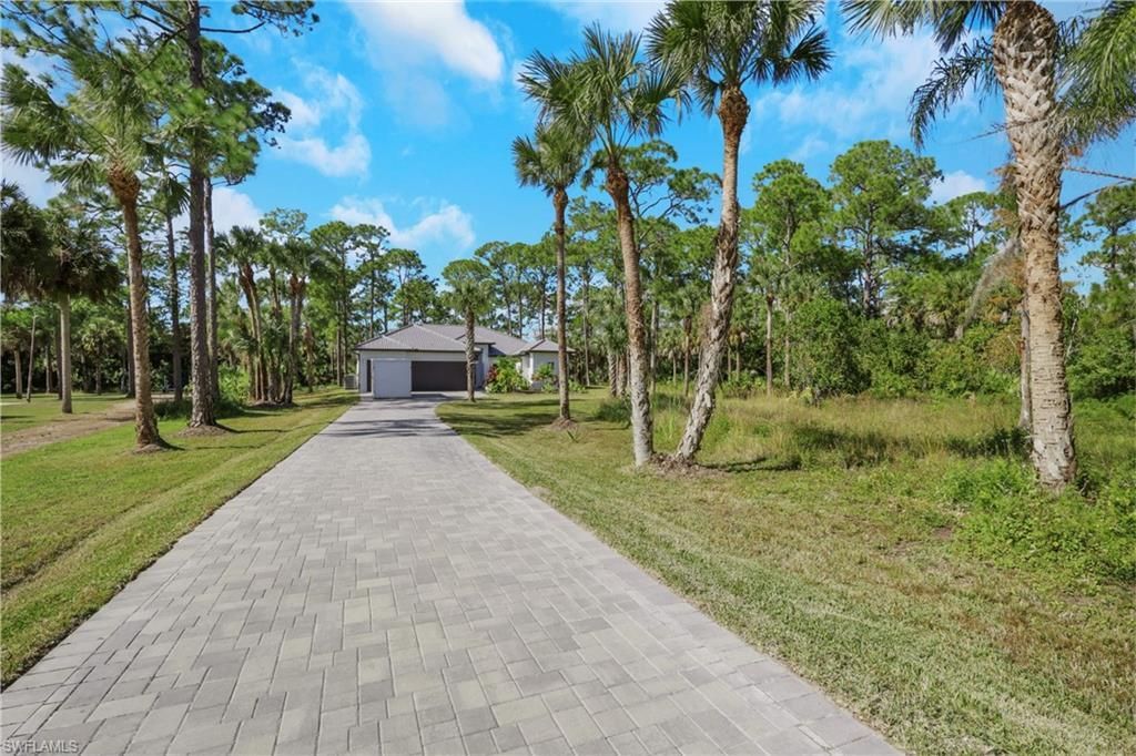 491 9th St Sw, Naples, FL 34117 Photo