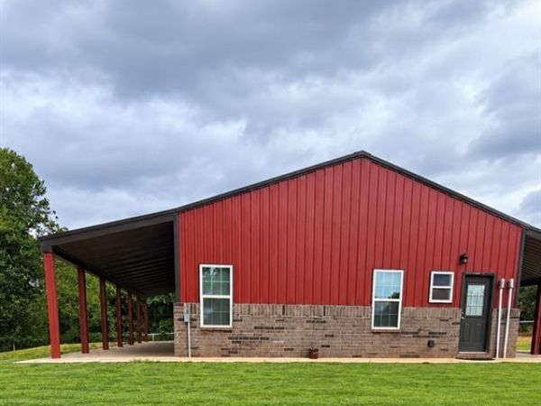 18488 Council Avenue, Lindsay, OK 73052