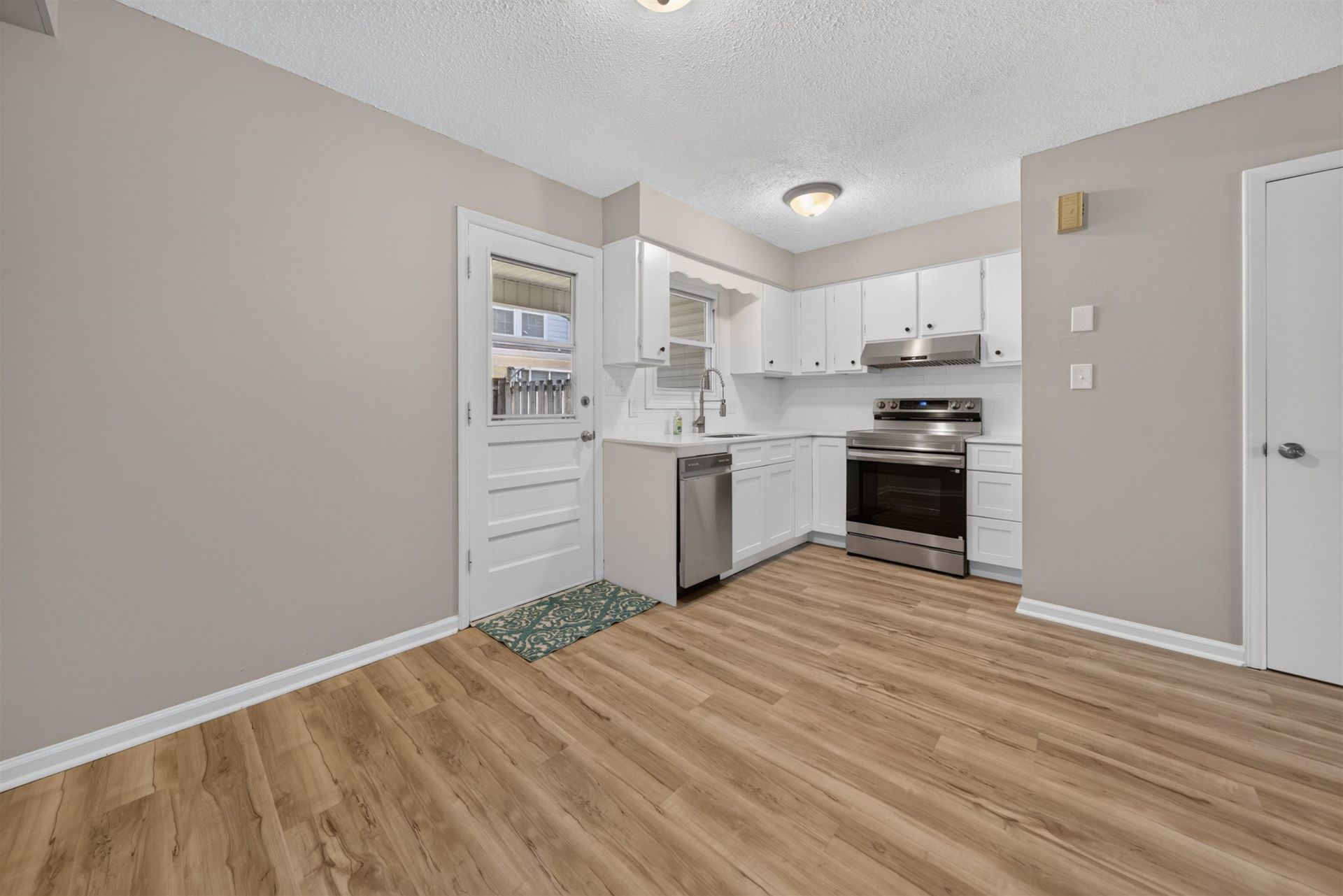 6310 Wedgewood St. Photo 40