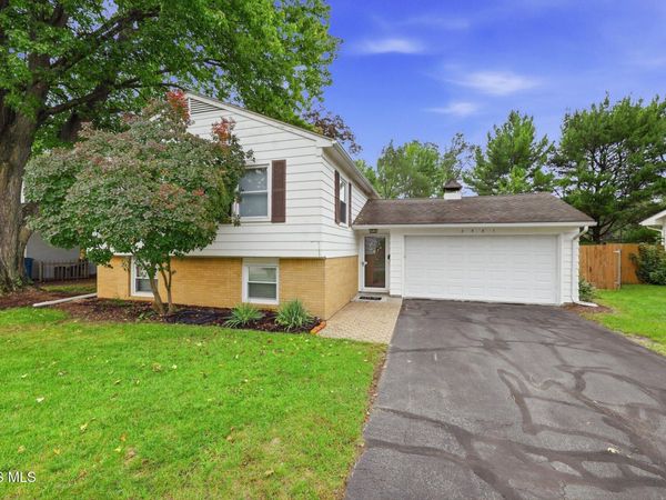 6461 Longfellow Road , Sylvania, OH 43560