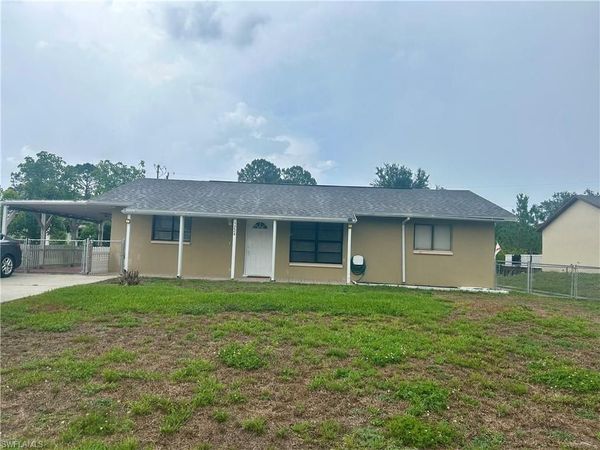5224 3rd ST W, LEHIGH ACRES, FL 33971