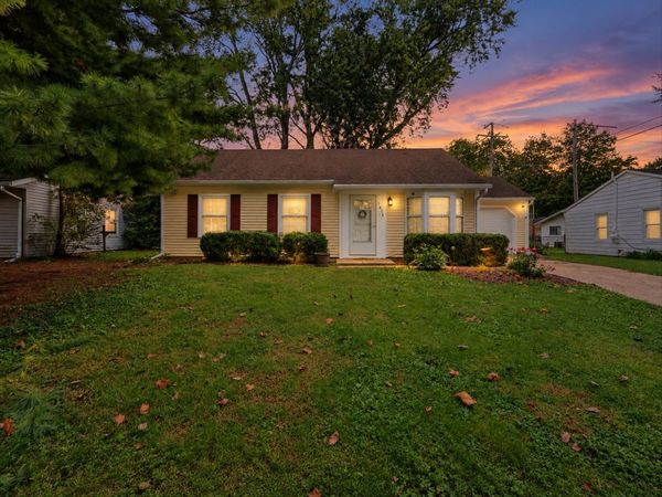 1414 Scottsdale Drive , Champaign, IL 61821