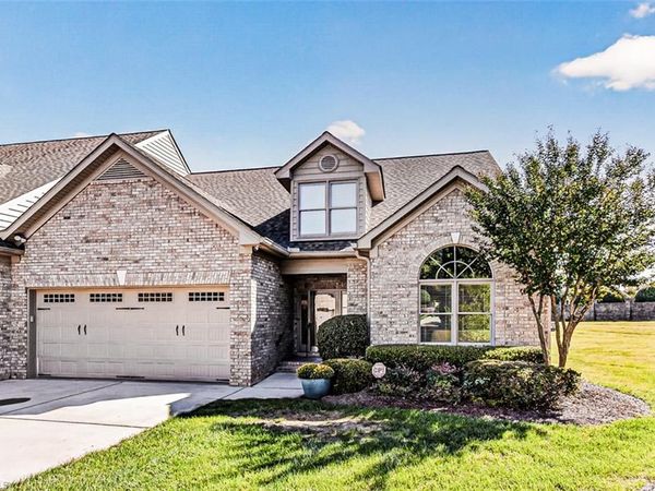 5504 Seven Gates Drive , Greensboro, NC 27410