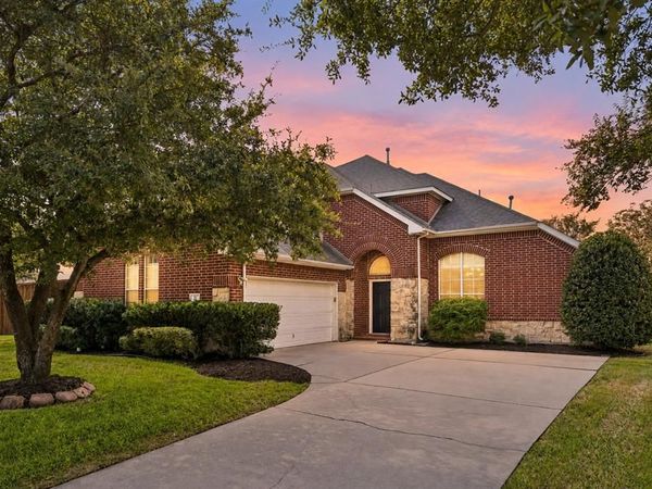 35 Creekside Drive, Trophy Club, TX 76262
