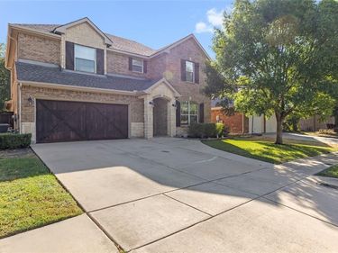 8600 Corral Circle, Fort Worth, TX 76244
