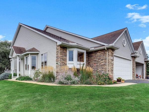 4626 Greenhaven Drive, White Bear Lake, MN 55127