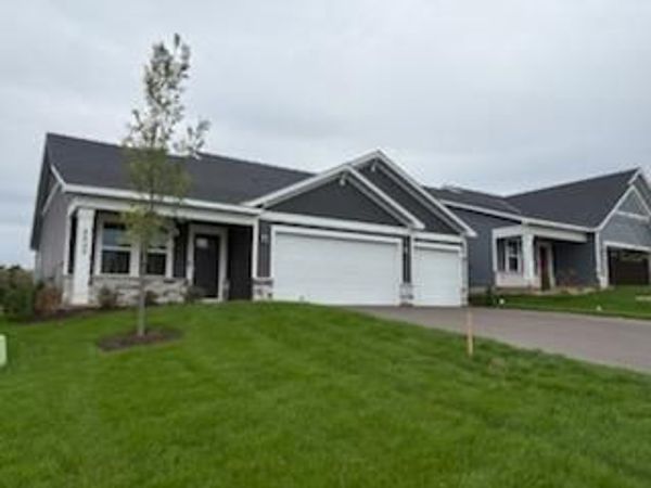 8849 63rd Street S, Cottage Grove, MN 55016