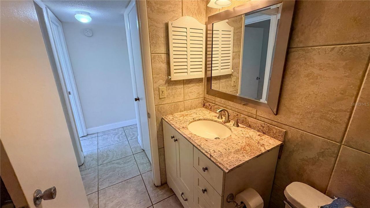 2920 Clark Road, Unit 101, Sarasota, FL 34231 Photo